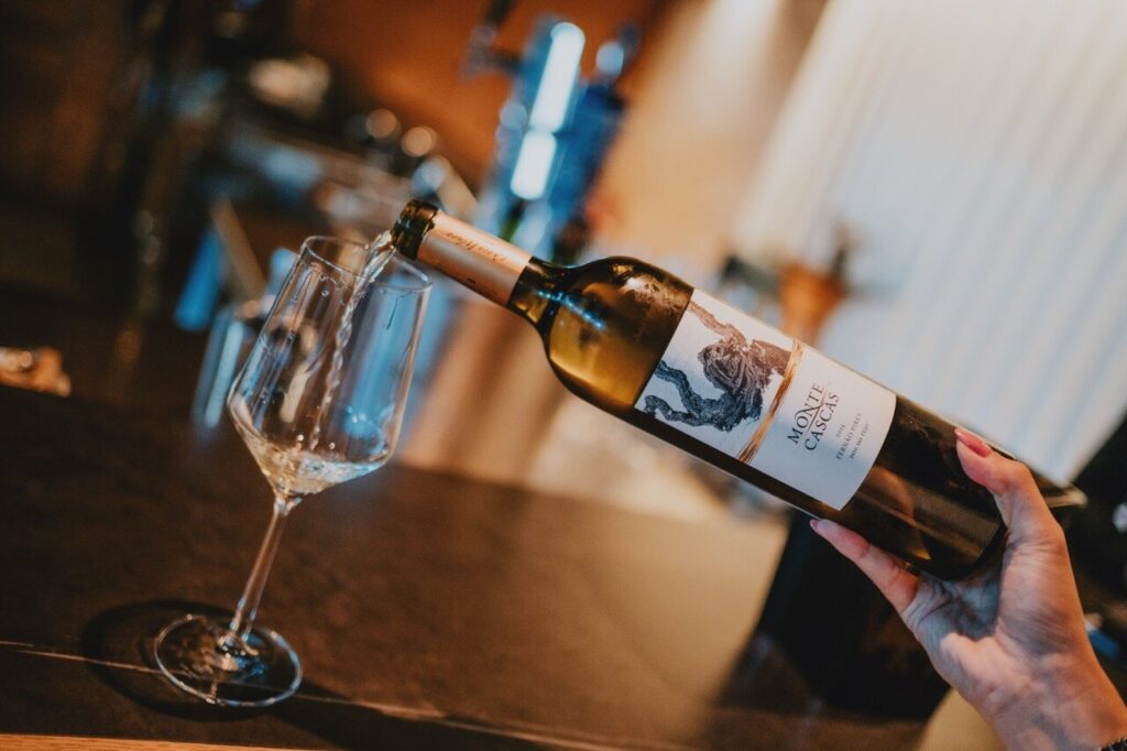 Wine being poured, Kabuki tasting evening